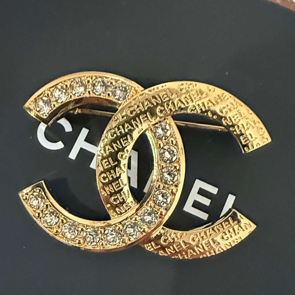 Chanel C24P Gold Metal Rhinestone Designer Logo CC Brooch - Picture 3 of 7
